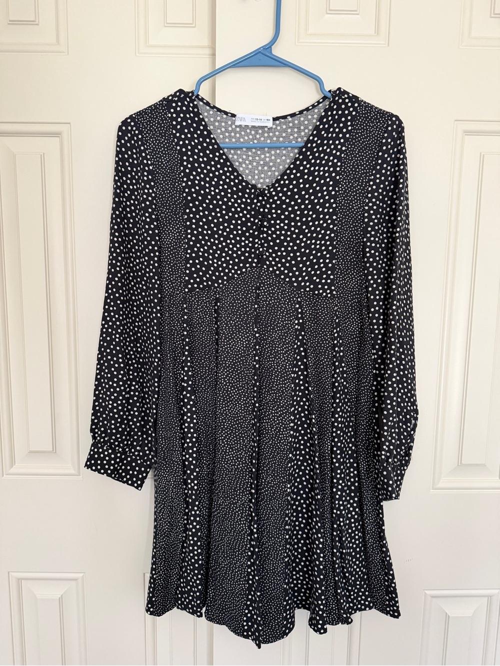 Zara Black and White Polka Dot V‑Neck Dress